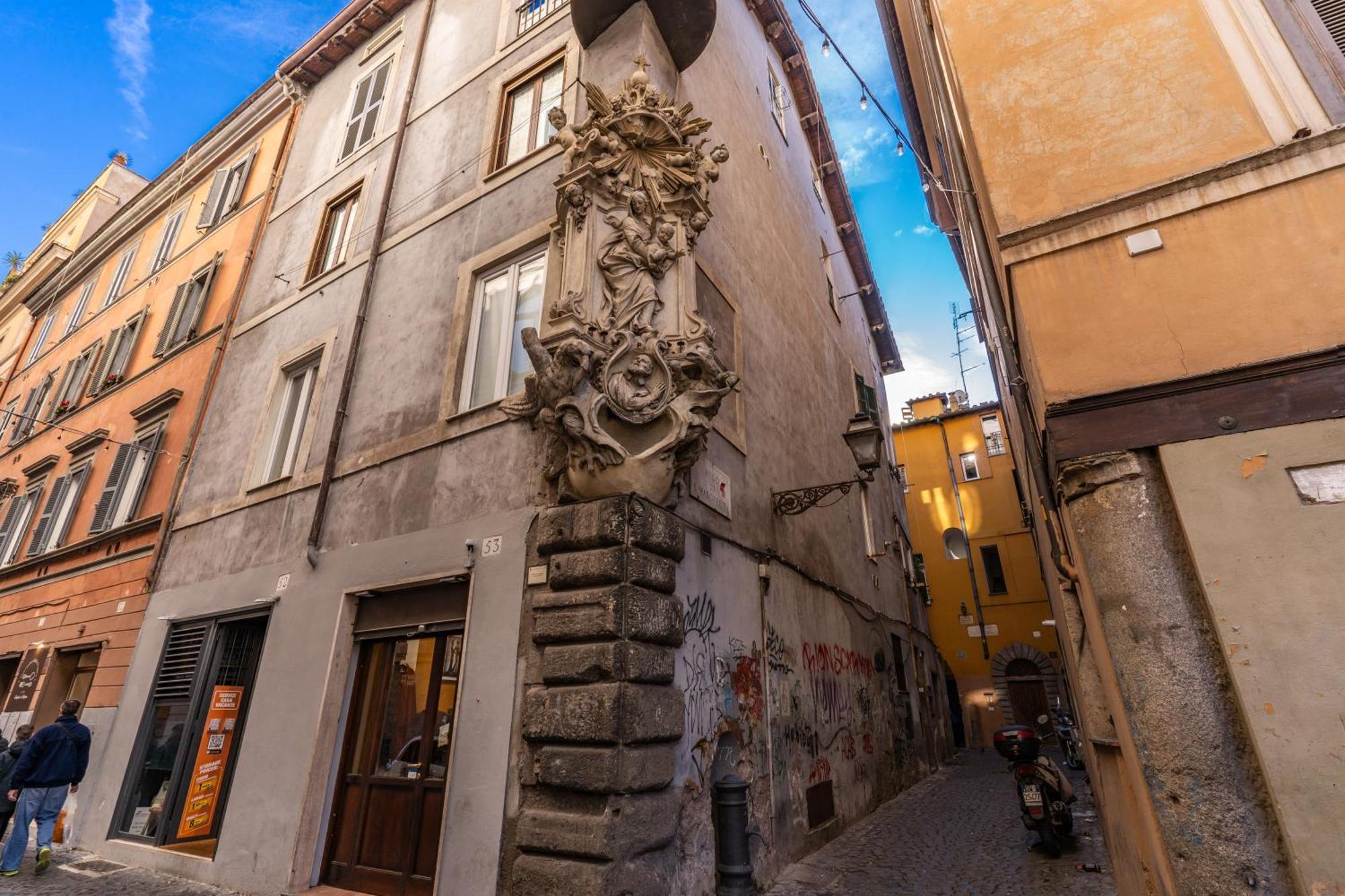 Apartment Downtown Eleanor Luxury Rome